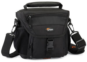 Väskor - Lowepro - Nova - Lowepro Nova 140 AW Svart